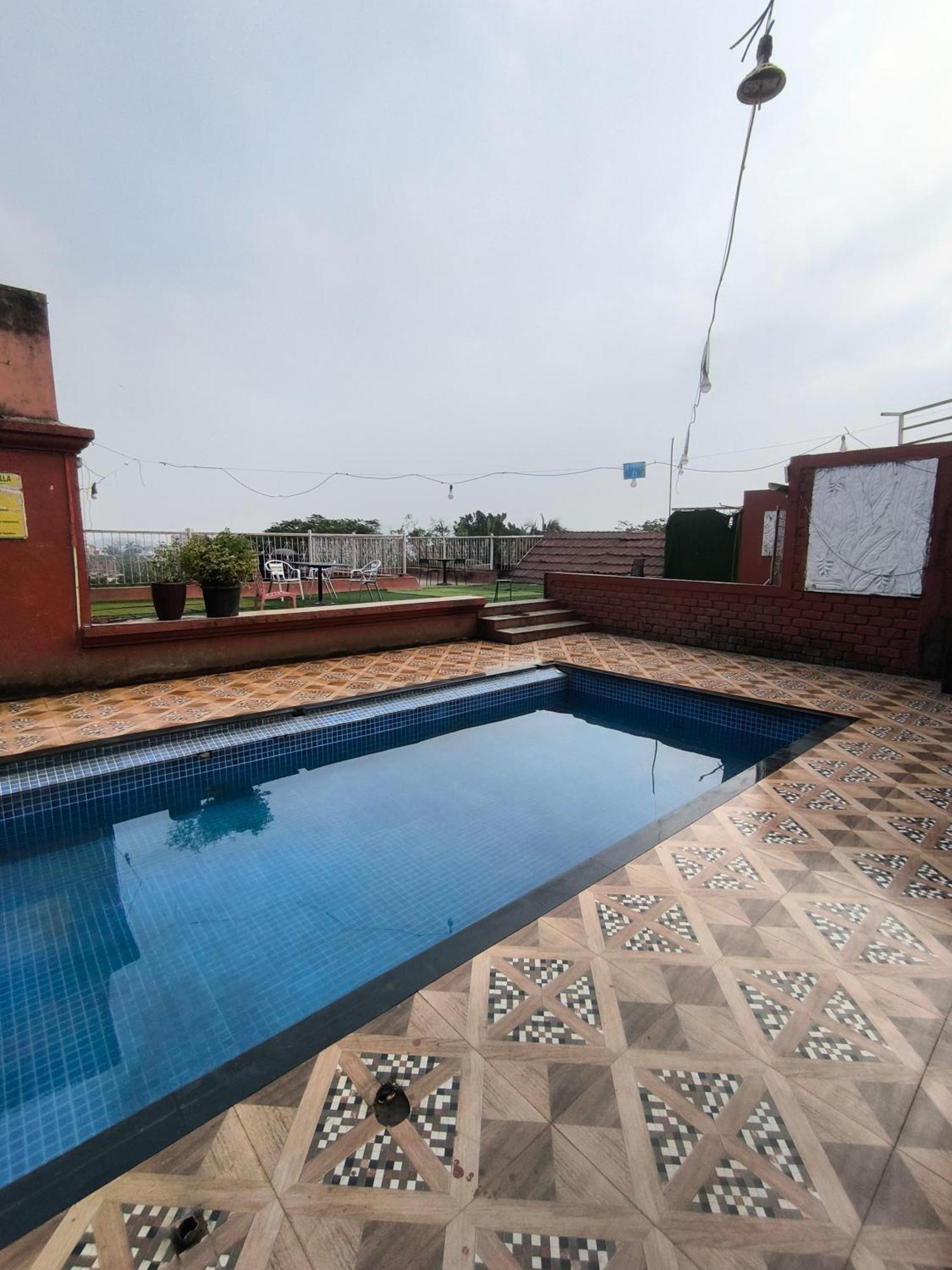 King Size Deck Villa Мумбаи Экстерьер фото